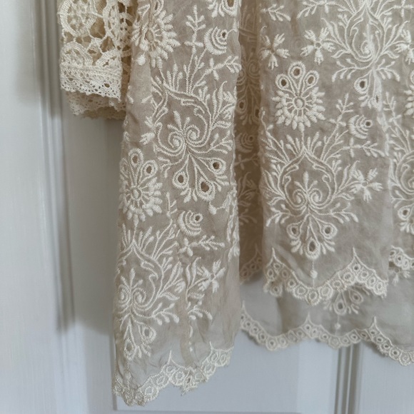 Chic Johnny Was Embroidered ivory lace tunic top - Picture 2 of 6